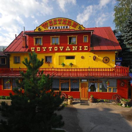 Western Penzion Ruzomberok Exterior foto
