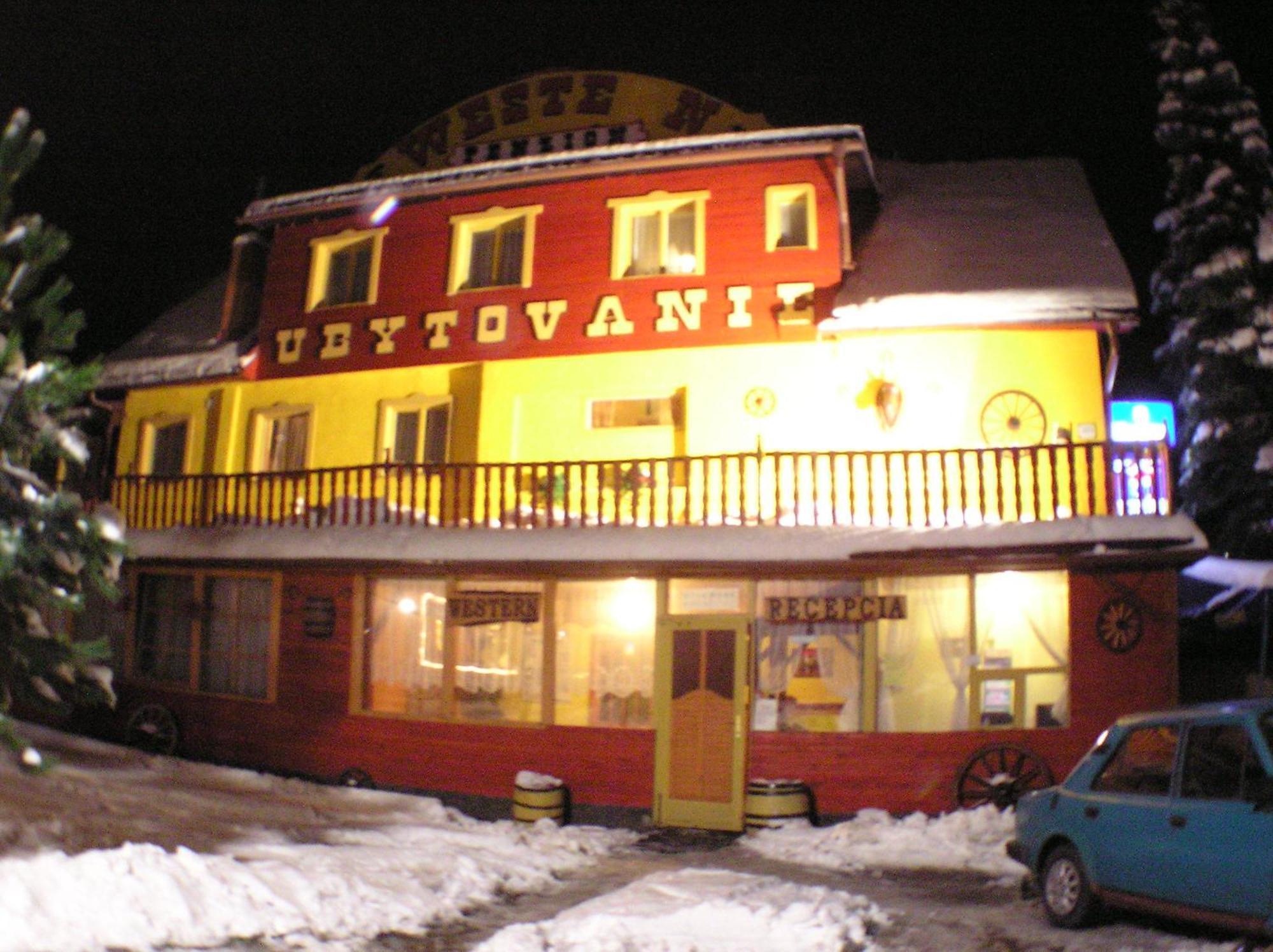 Western Penzion Ruzomberok Exterior foto