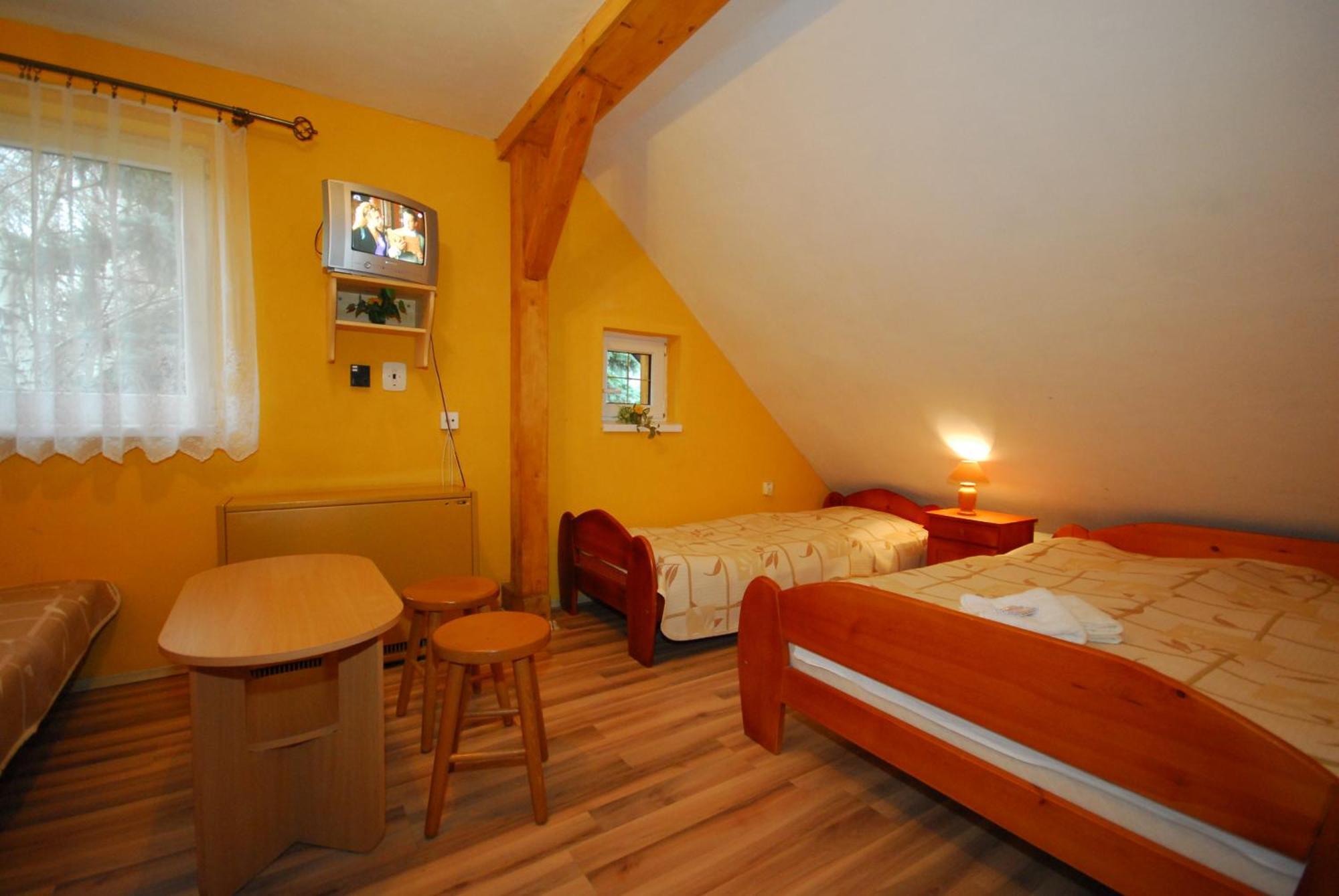 Western Penzion Ruzomberok Habitación foto