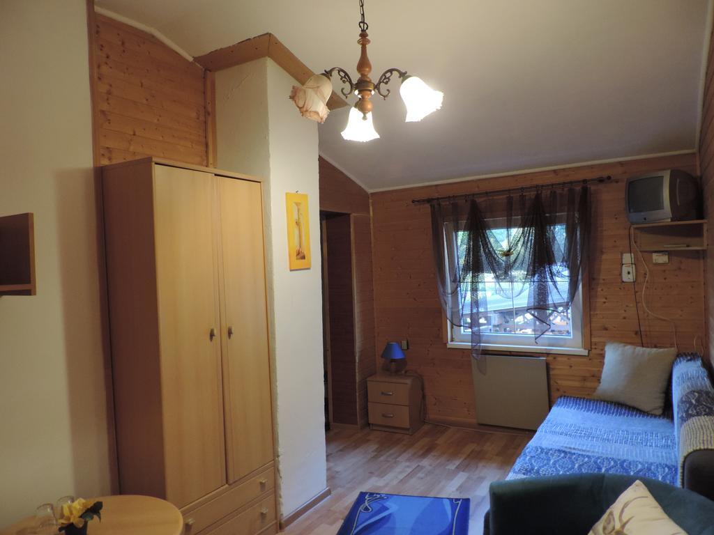 Western Penzion Ruzomberok Exterior foto